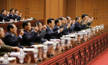 Седница на ЦК на Работничка партија на Северна Кореја посветена на економијата и одбранбената стратегија