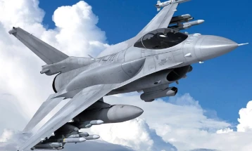 Данска, ако дозволат САД, ќе и донира на Украина авиони Ф-16