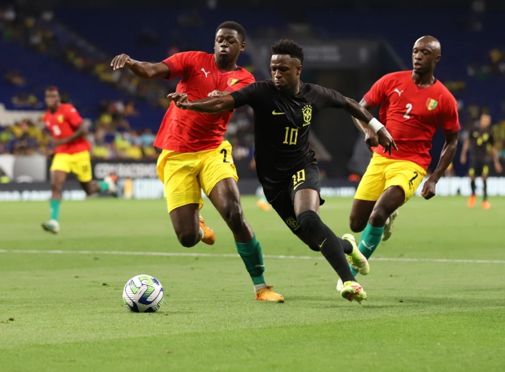 Brazil wear black in statement against racism