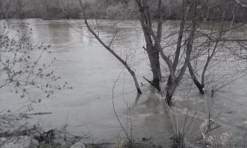 QMK: Një trup i pajetë është vërejtur në lumin Vardar afër Gradskos