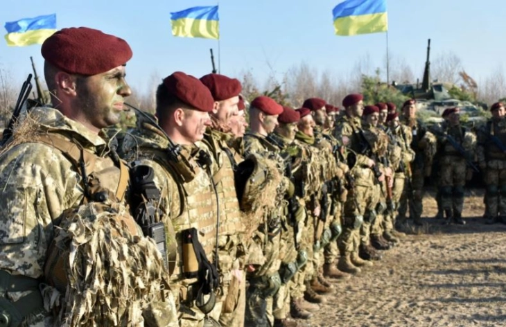 Земјите од ЕУ годинава ќе обучуваат 30.000 украински војници