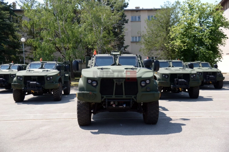 Во штипската касарна „Јане Сандански“ промовирани новите лесни оклопни возила JLTV