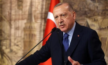 Erdogani bëri thirrje për përpilimin e një kushtetutë të re turke