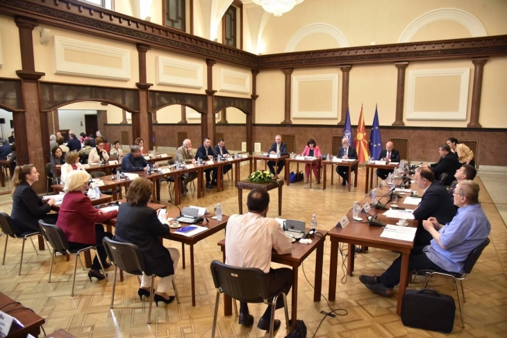 MEPs Schieder, Walsmann and Kyuchyuk visit Parliament ahead of next round of Jean Monnet Dialogue