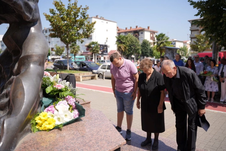 Одбележана годишнината од загинувањето на бранителите Атанас Јанев и Кољо Китанов