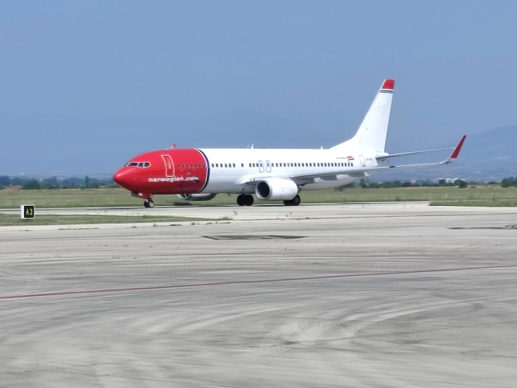 First flight of Oslo-Skopje seasonal air route lands at Skopje Airport