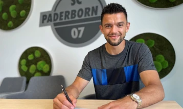 Репрезентативецот Муслиу нов фудбалер на германски Падерборн