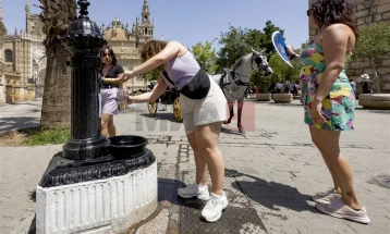 Шпанија зафатена од топлотен бран, во Мадрид се измерени 45 степени
