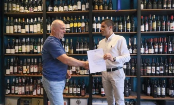 Доделени договори за вински промотори, се засилува промоцијата на македонското вино