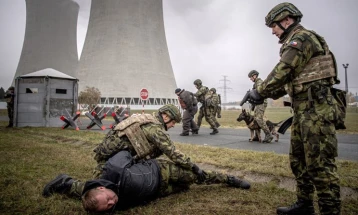Чешка безбедносна стратегија: Мораме да се подготвиме за евентуална војна