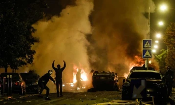 Në përleshjet në Francë janë arrestuar 77 demonstrues