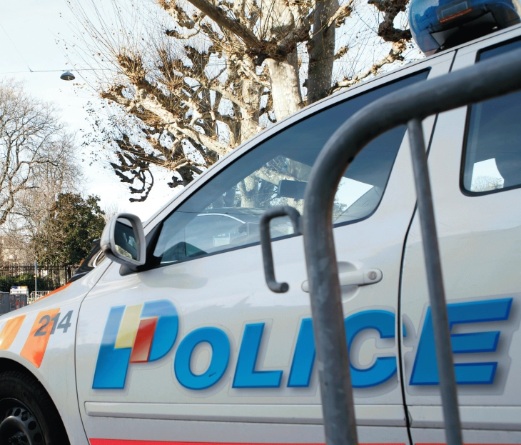 Во швајцарскиот пограничен град Лозана избувнаа нереди, приведени седум лица