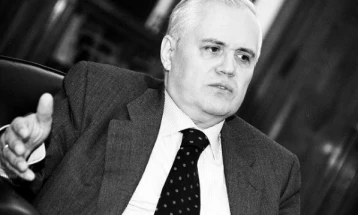 Former president of Serbia Milutinović dies aged 81