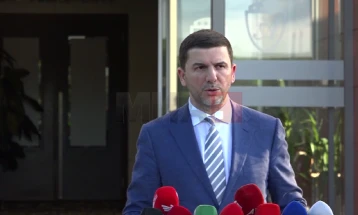Косовската опозиција ја прекинува комуникацијата со премиерот Курти и претседателката Османи