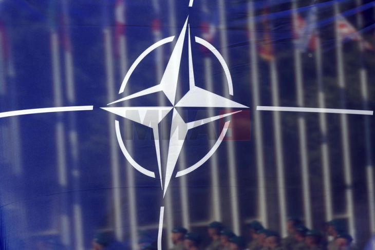 НАТО распоредува дополнителни сили на Косово