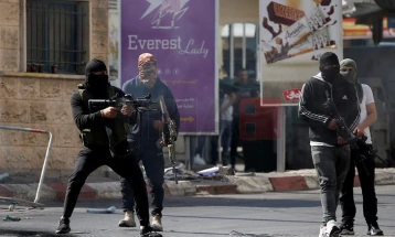 Të paktën nëntë palestinezë janë vrarë  dhe rreth 100 janë plagosur në sulmin izraelit në Xhenin