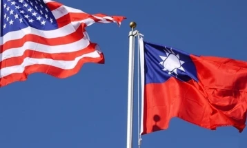 Kina kategorikisht kundër shitjes së armëve amerikane për Tajvanin