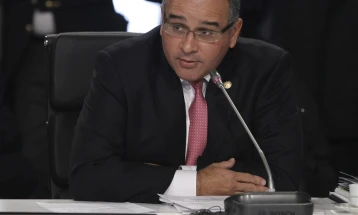 Ish-presidenti i Salvadorit dënohet me edhe gjashtë vite burgim për një vepër tjetër penale