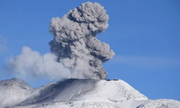Gjendje e jashtëzakonshme në pjeësn jugore të Perusë për shkak të aktiviteteve të vullkanit Ubinas