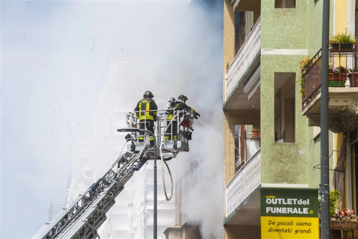 Најмалку шест загинати во пожар во пензионерски дом во Милано