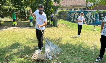 Герасимовски: Исчистена дивата депонија кај Паркот на новинари, службите се погрижија за бездомниците