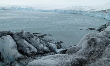 Гребен и залив на Антарктикот ги носат имињата на истражувачката Иглика Трифонова и генералниот директор на БТА, Кирил Влчев