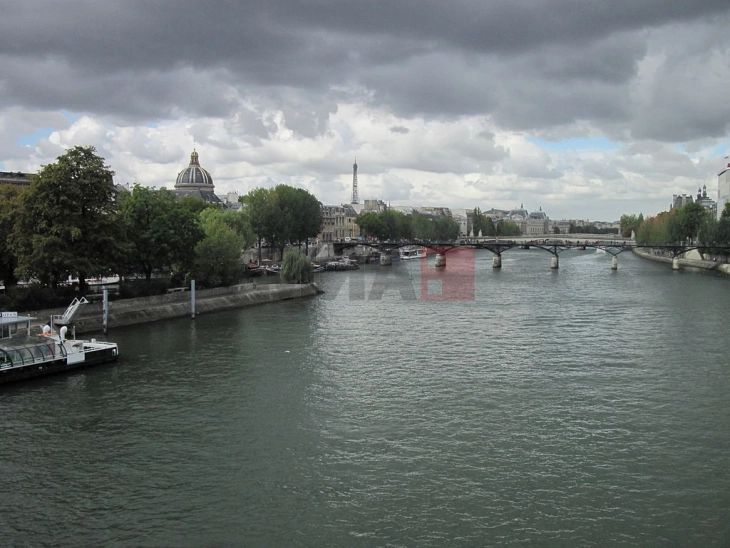По 100 години, парижаните повторно ќе може да пливаат во Сена