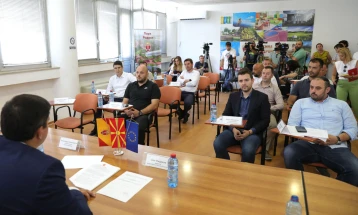 Skopje mayors announce criminal charges against Arsovska if communal hygiene issues are not resolved