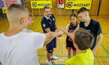 Компанијата „Mozzart“ награди талентирани македонски кошаркари