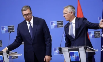 Stoltenberg: Jemi të shqetësuar për tensionet në Kosovë, jam i gatshëm të takohem me Vuçiqin