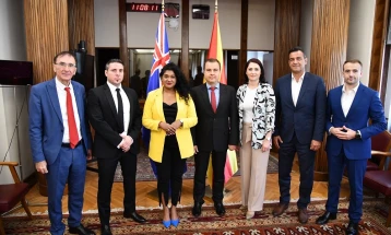 Australian MP Fernando meets members of Parliamentary Cooperation Group