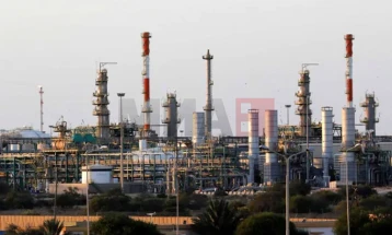 MPJ-ja  libaneze: Mbyllja e vendburimeve të naftës mund të çojë në shpalljen e “fuqisë më të madhe”