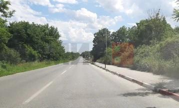 Një një aksident komunikacioni  në rrugën rajonale Tetovë-Jazhincë  është mbytur një ari dhe janë lënduar dy persona