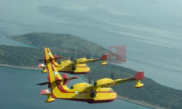 Katër kanaderë nga Italia dhe Franca do të ndihmojnë në shuarjen e zjarreve në Greqi