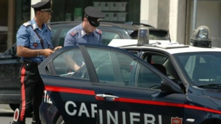 Italian police bust offshore drug transfer, net 5 tons of cocaine
