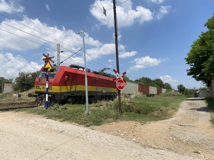 Вонредни настани, црвен сигнал и либерализација во најава во железницата