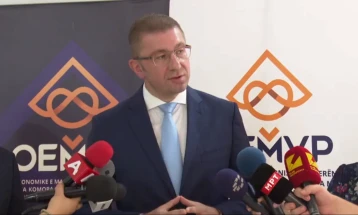 Mickoski: Possible decoupling of North Macedonia and Albania would be a historical mistake