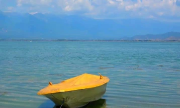 Niveli i Liqenit të Dojranit më i ulët për dy, ndërsa i Prespës për një centimetër