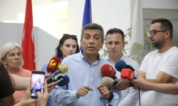 Izet Mexhiti, Merita Koxhaxhiku and Kastriot Rexhepi to carry on as independent MPs