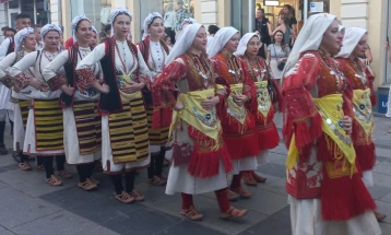 Вечер на староградска музика и игра на „Илинденски денови“ во Битола