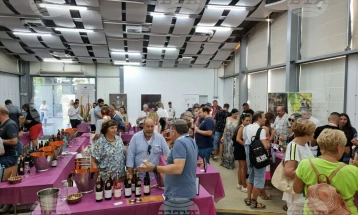 Над 40 винарии и дестилерии од Бугарија и од странство учествуваат на овогодишниот фестивал на виното и алкохолот во Бургас