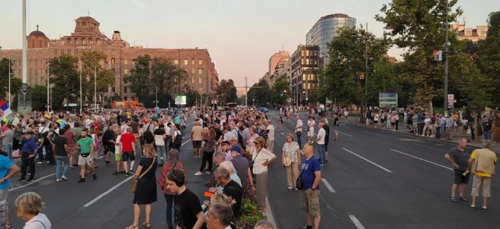 Тринаесетти протест „Србија против насилството“ во Белград со протестно шетање до Обвинителството