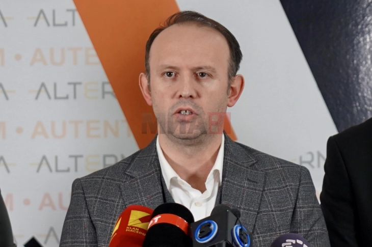 Gashi: Do të doja që të kalojnë ndryshimet kushtetuese, por kjo nuk varet nga deputetët e partisë sime