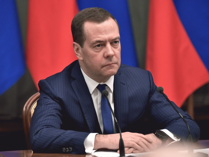 Medvedev: Në dobinë tonë është ajo që Kievi nuk dëshiron të negociojë