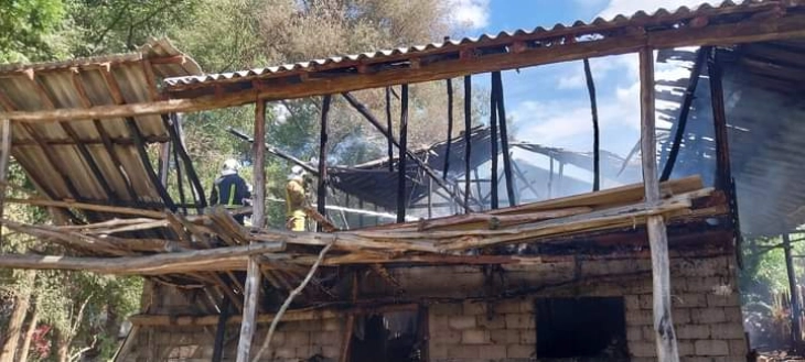 Изгоре помошен објект во пожар во пехчевското село Црник
