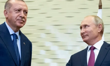 Erdogan dhe Putin u dakorduan për vizitë të shpejtë të presidentit rus në Turqi