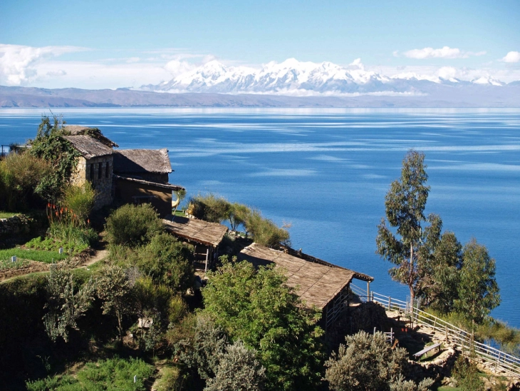 Езерото Титикака е пред пресушување поради разорните топлотни бранови во Јужна Америка