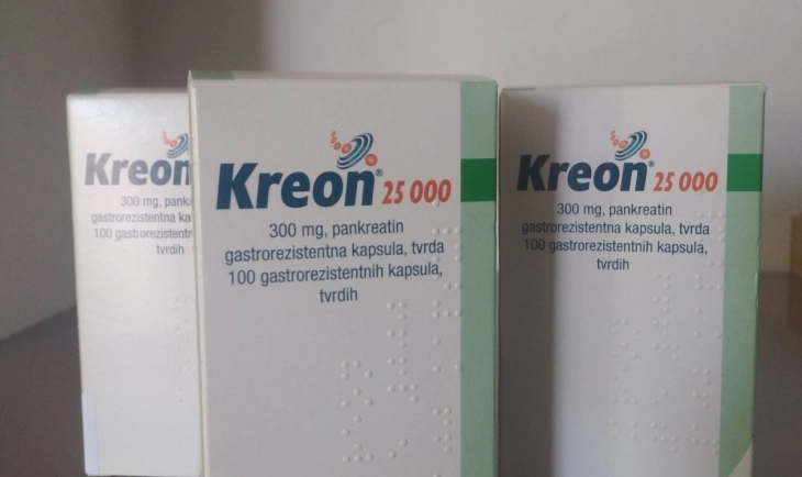 Mungesa e medikamentit “Kreon” i destinuar për personat me fibrozë cistike, Ministria e Shëndetësisë thotë se do të jetë në dispozicion nga e hëna