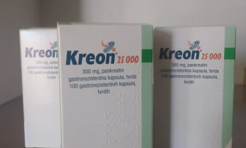 Mungesa e medikamentit “Kreon” i destinuar për personat me fibrozë cistike, Ministria e Shëndetësisë thotë se do të jetë në dispozicion nga e hëna