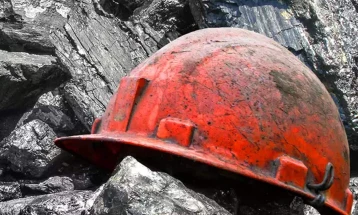 Еден загинат и петмина повредени по земјотрес во рудник за јаглен во Полска